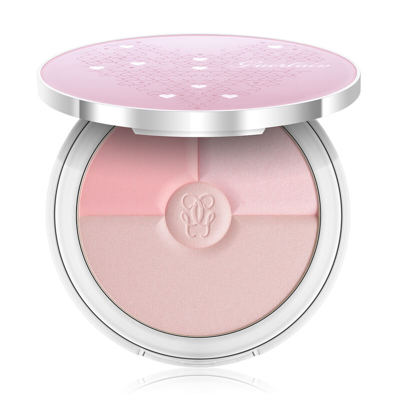 Retouching for Guerlain Cosmetic products: Meteorites Heart Shape Strobing Palette powder. Done by Victor B.